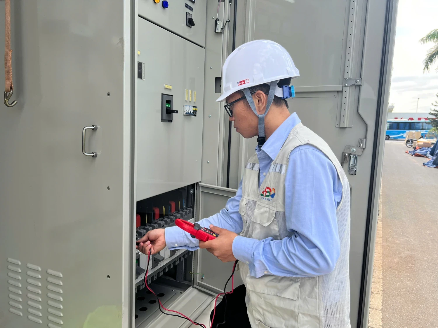 Điện mặt trời & Lưu trữ năng lượng BESS - Nhà Máy Tecomen