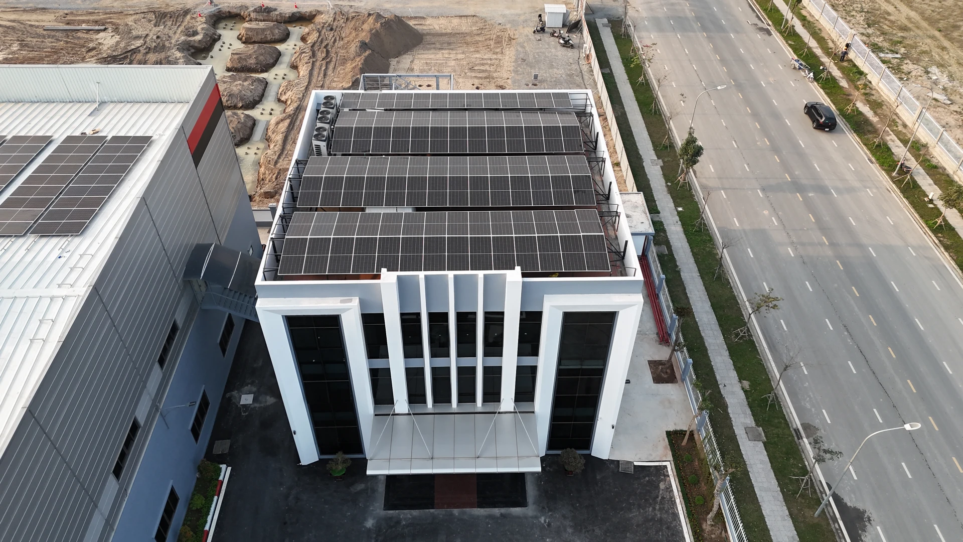 Điện mặt trời mái nhà - Nhà máy Koffmann