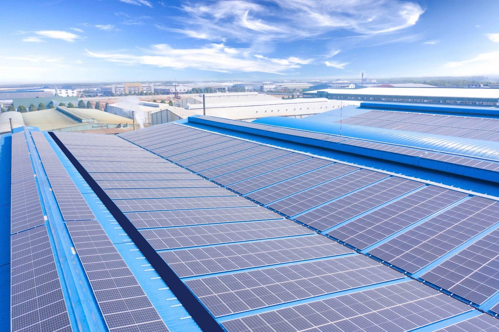 Điện mặt trời mái nhà - Nhà máy nệm Kim Cương